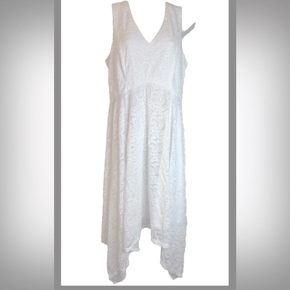 Bridesmay White Lace V Neck Asymmetrical Hem Sz M NWOT